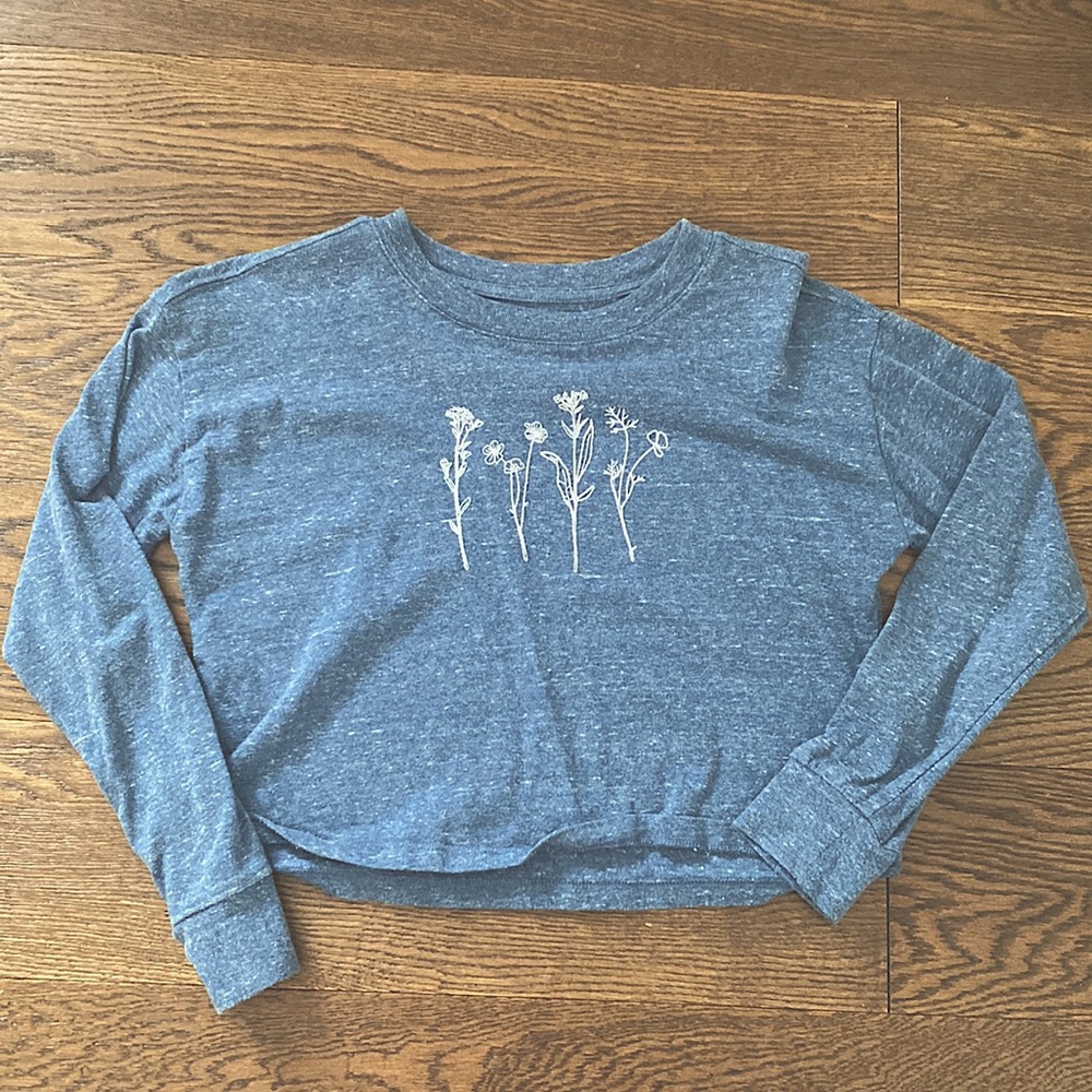 Gap flower sweater/long sleeve top